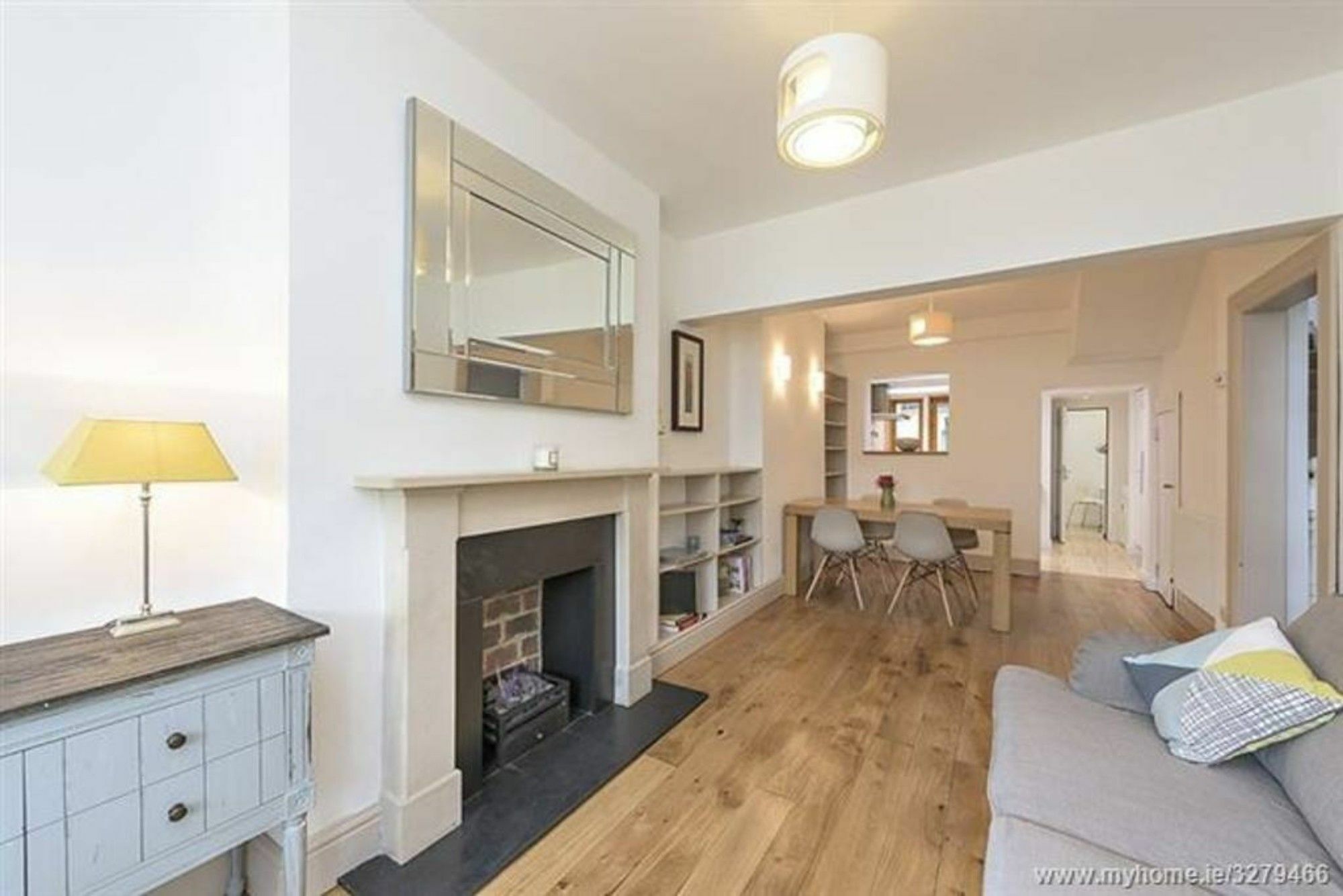 Cosy 2 Bedroom House In 4 Apartment *